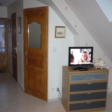 Chambre D'Hote Equipee En Studio Molliens-Dreuil Экстерьер фото